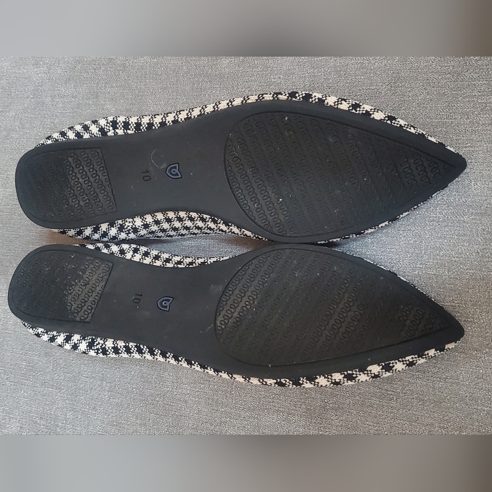 Rothy's - Picture 2 of 3